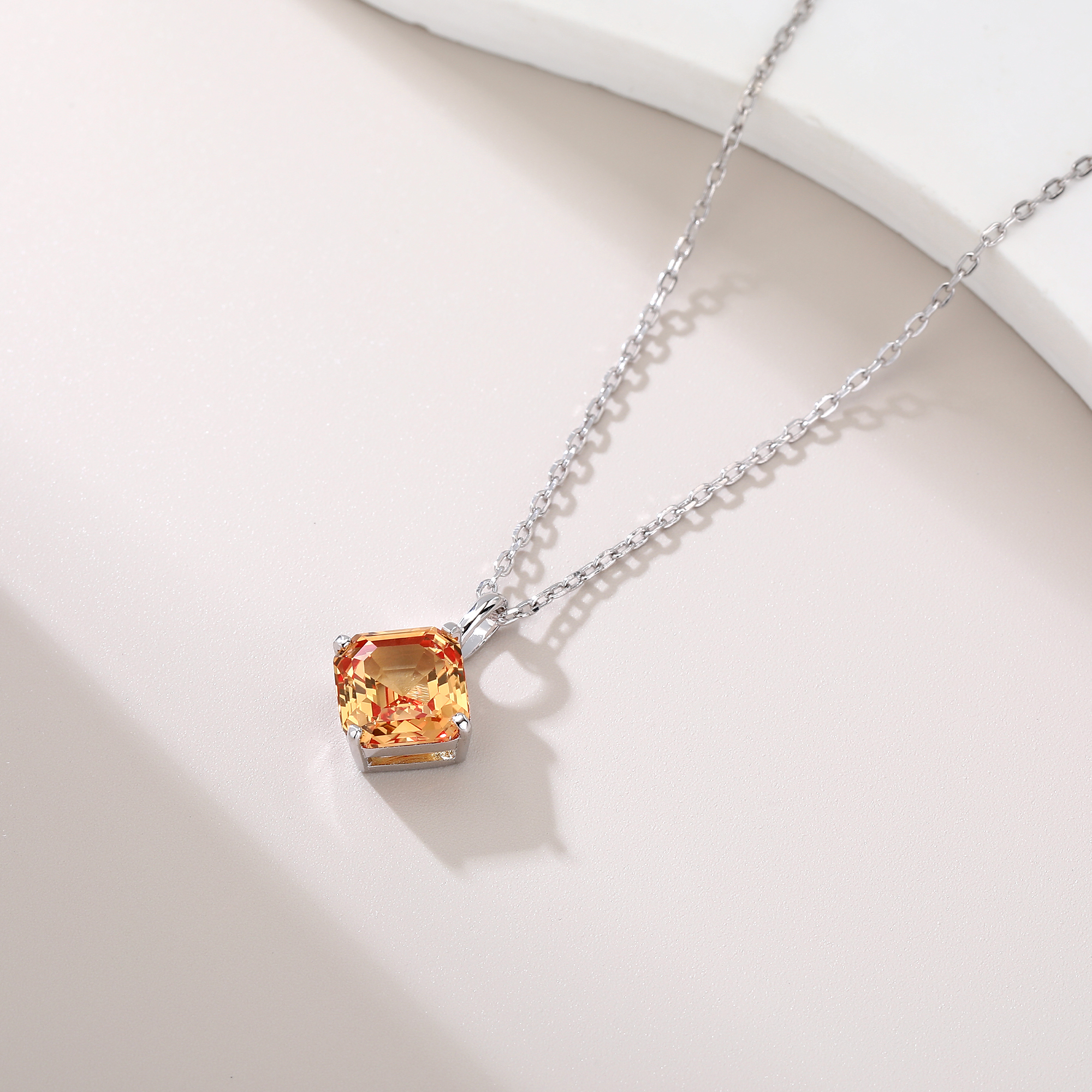 Bezel-Set Diamond-Shaped Small - Bezels Set Pendant ulasan dan harga