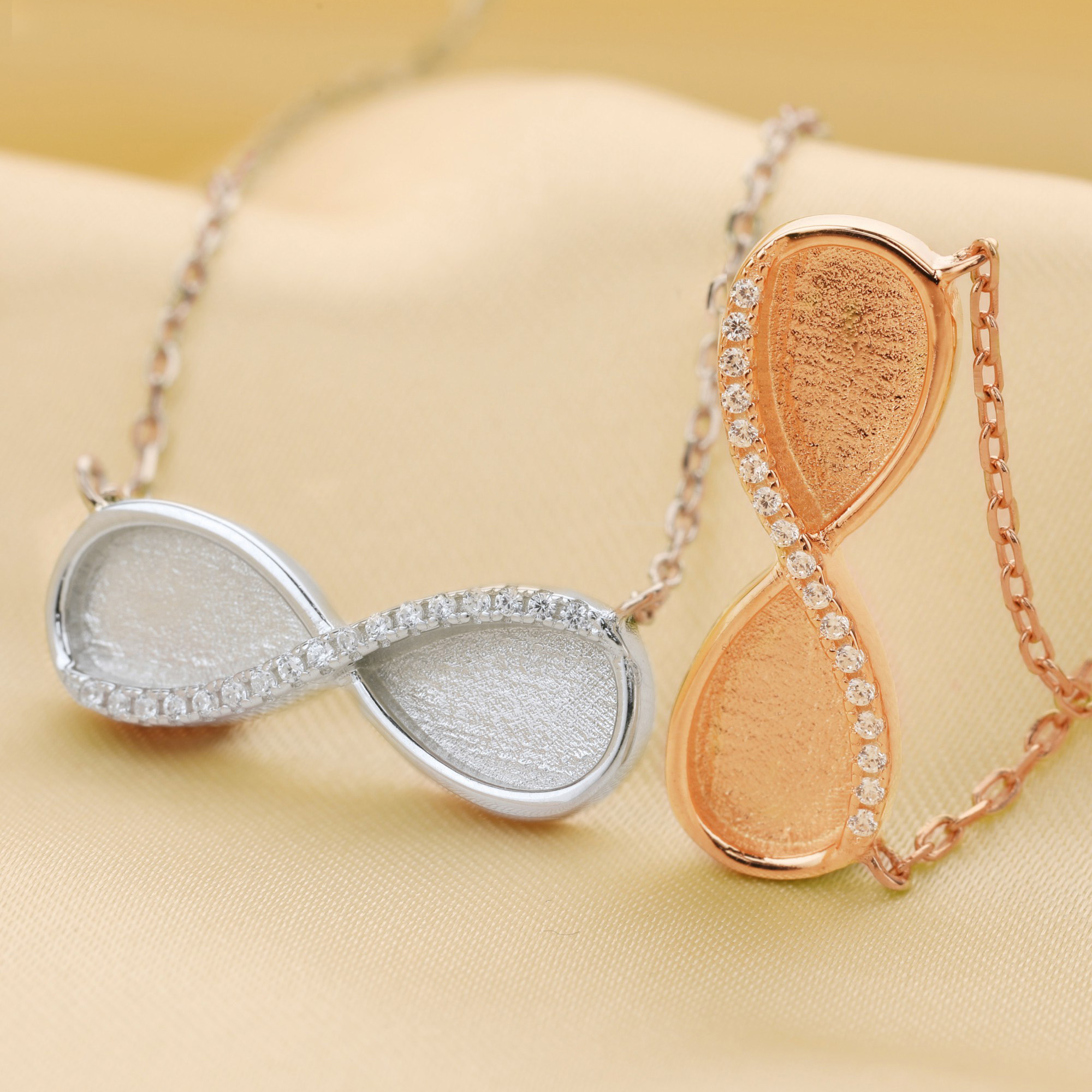 Keepsake Mother Milk Resin Inf - Bezels Set Pendant ulasan dan harga